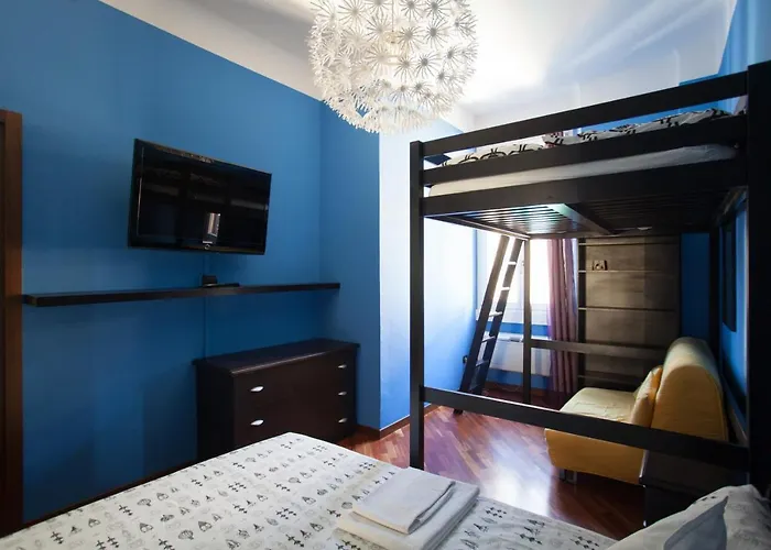 Apartament Colorful In *
